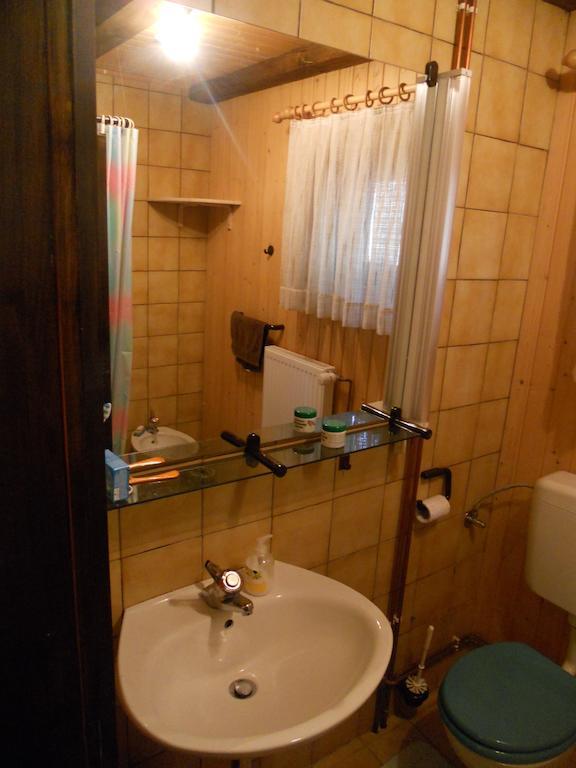 Holiday Home Gobela Кранска гора Стая снимка